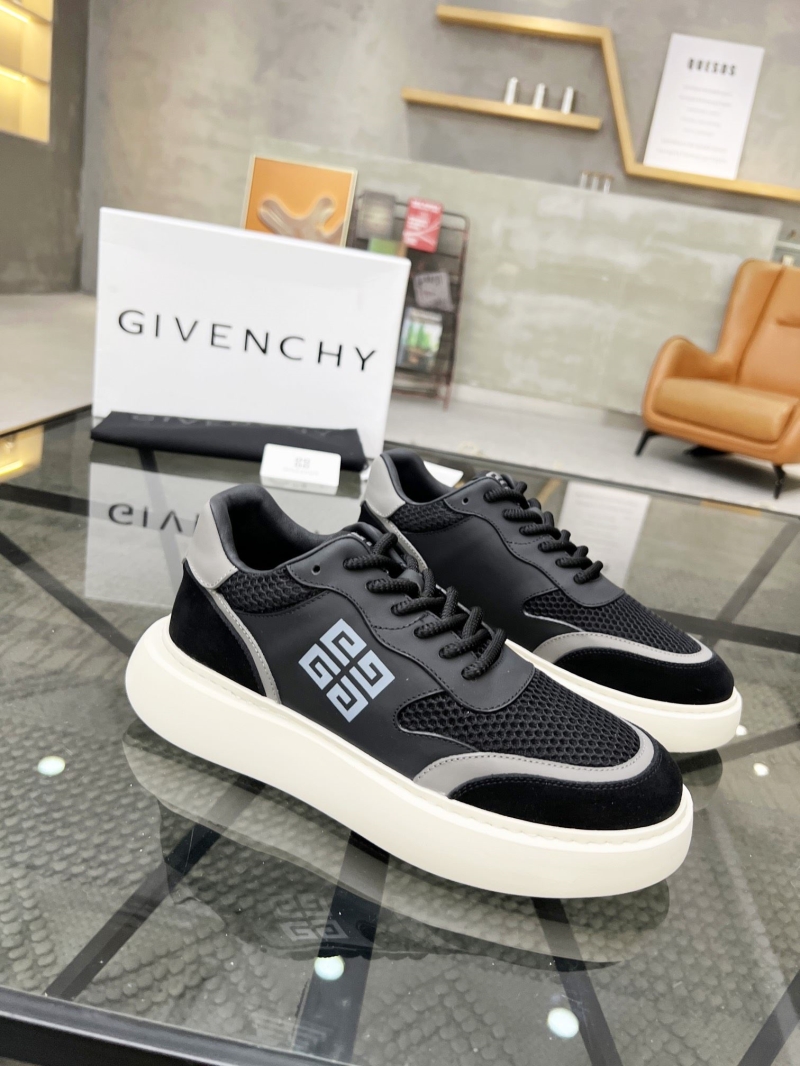 Givenchy Sneakers